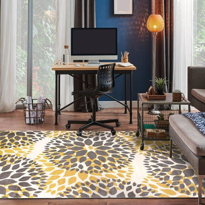 FastFurnishings 3'1" x 5' Grey Yellow Floral Woven Stain Resistant Polypropylene Area Rug