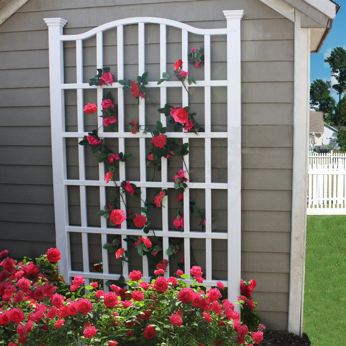 FastFurnishings 7.5 Ft Garden Trellis in White Vinyl with Arch Top