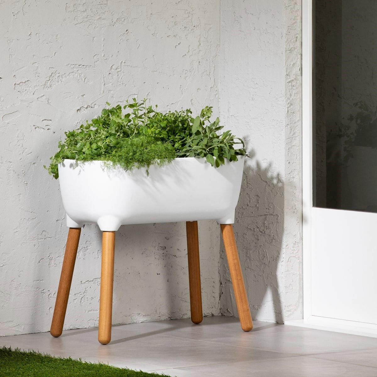 FastFurnishings White Scandinavian Elevated Raised Smart Drainage Planter Bed