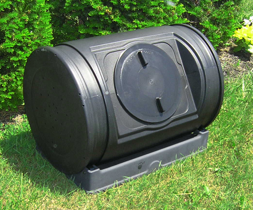 Compost Wizard Jr component of starter kit - closed lid